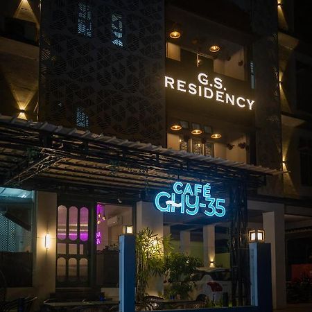 Gs Residency Hotel Гувахати Екстериор снимка