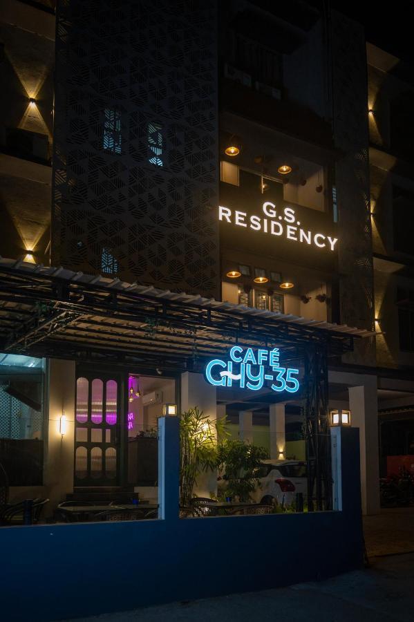 Gs Residency Hotel Гувахати Екстериор снимка