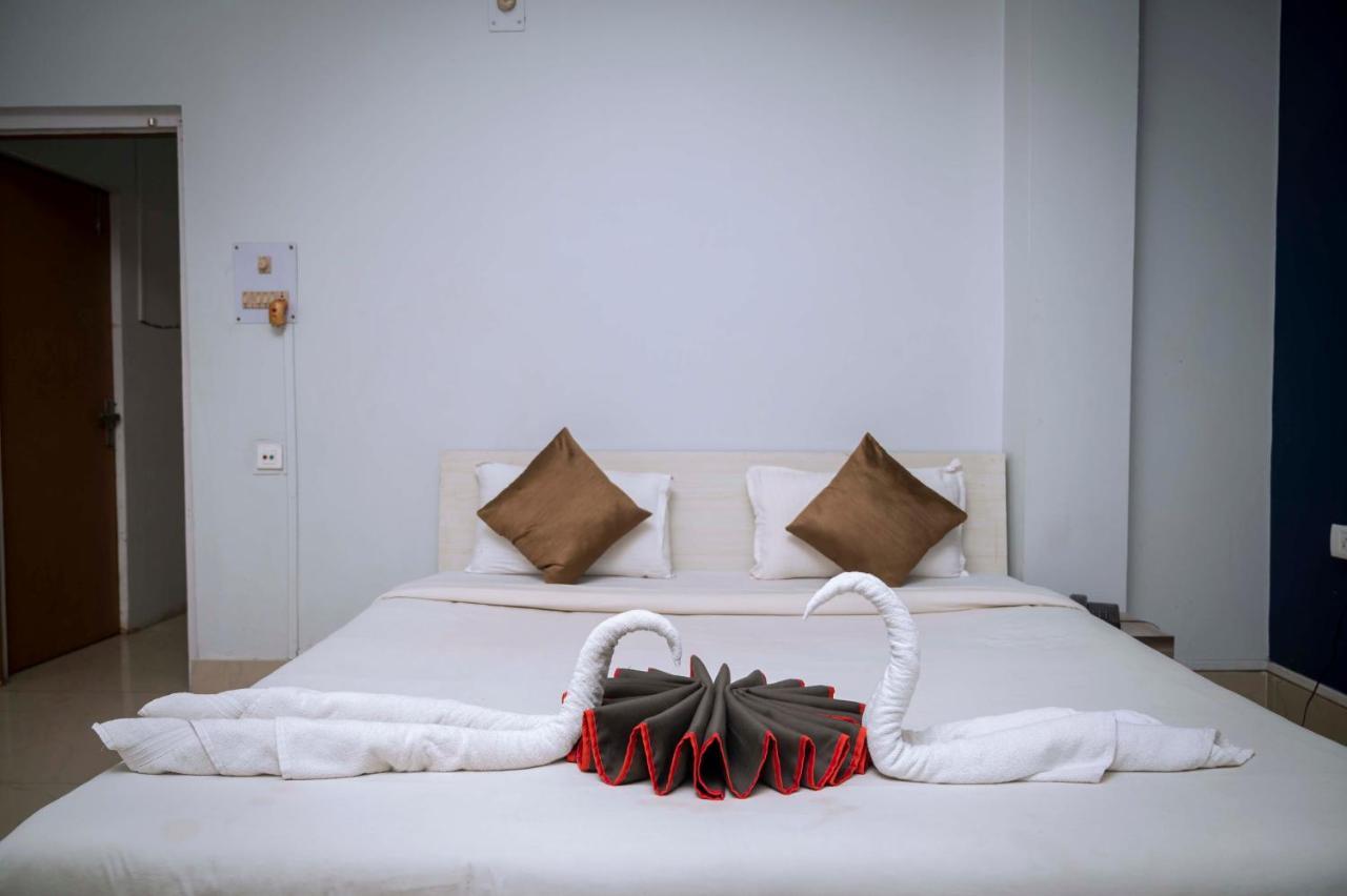 Gs Residency Hotel Гувахати Екстериор снимка